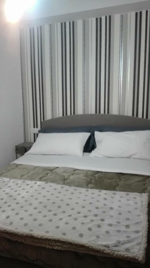 "Via Cavour 81" Apartment อาเรซโซ ภายนอก รูปภาพ