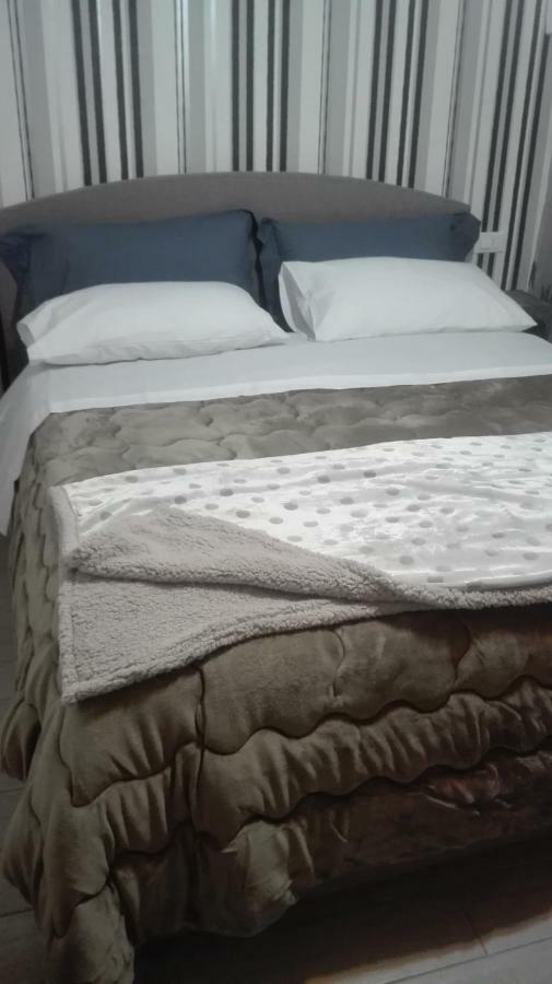 "Via Cavour 81" Apartment อาเรซโซ ภายนอก รูปภาพ